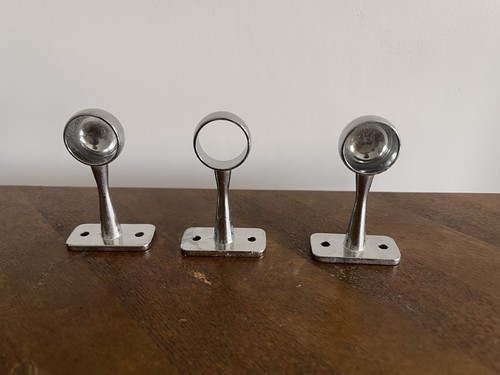 Chrome wardrobe rail - 4x,